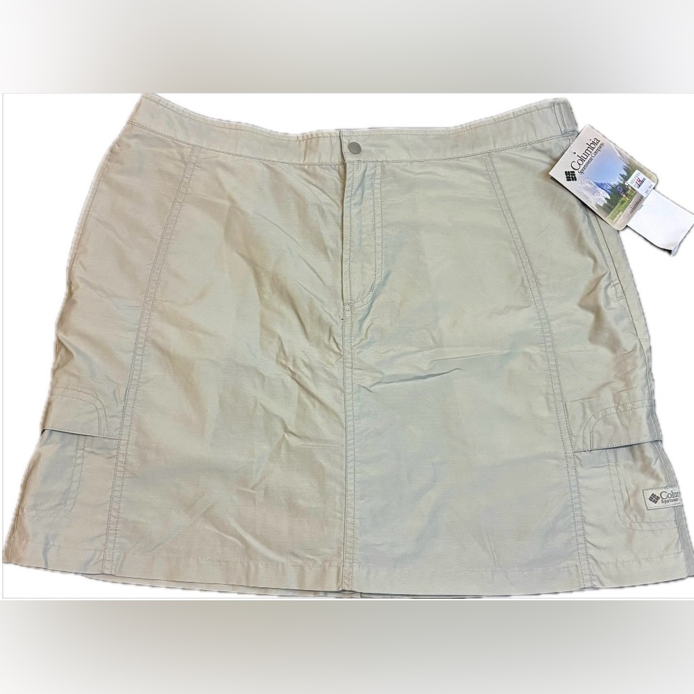 ✨NWT Women’s Columbia Tan Outdoor Skirt w/Shorts Skort Size 14 w/Pockets